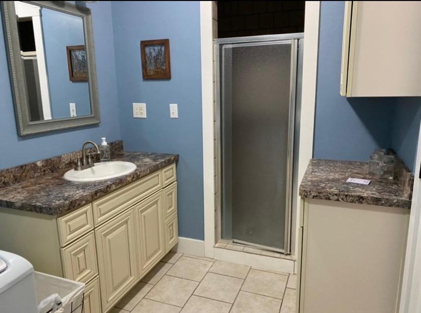 Photo of Bathroom in Buhl