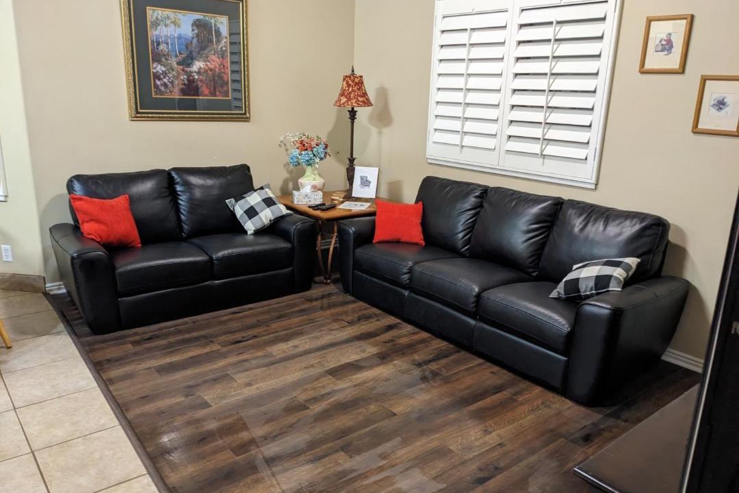 Photo of Livingroom in Layton