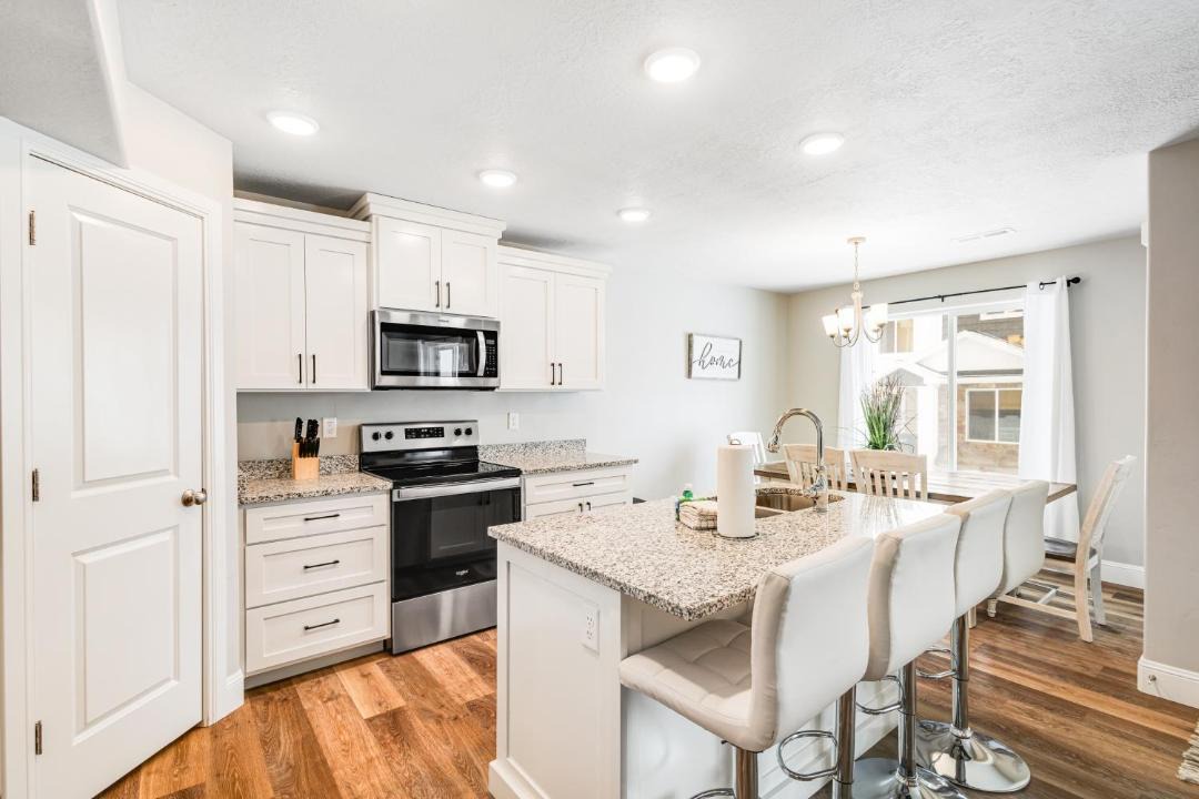 Photo of Kitchen in Garden City