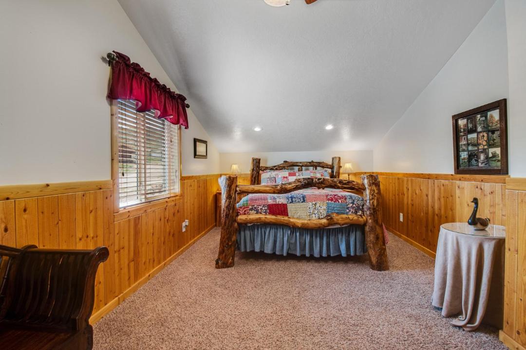 Photo of Bedroom in Sweetwater