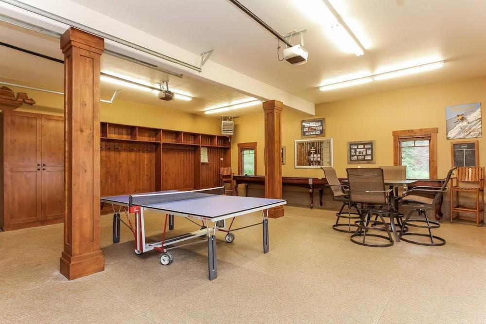 Photo of Livingroom in Tamarack Resort