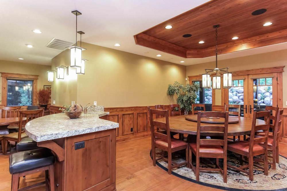 Photo of Livingroom in Tamarack Resort