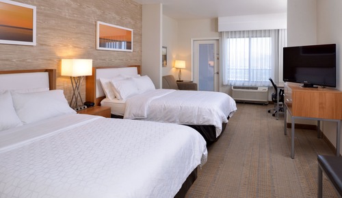 Standard Room, 2 Queen Beds, Balcony