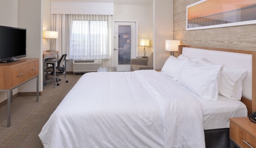 Standard Room, 1 King Bed, Accessible