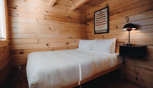 Two-Bedroom Loft Cabin Suite (Park Cabin)