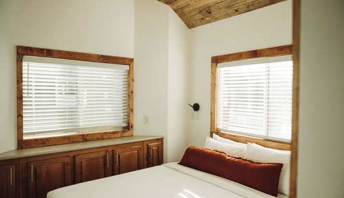  Teton Loft Cabin