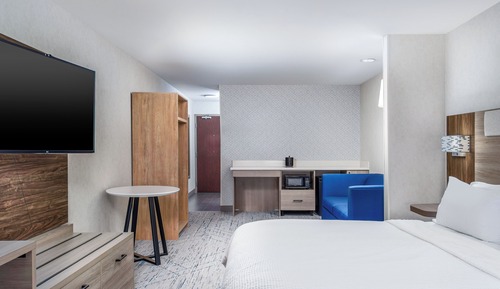 Room, 1 King Bed with Sofa bed, Accessible, Non Smoking (Comm, Mobil, Access Tub)