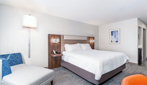 Standard Room, 1 King Bed