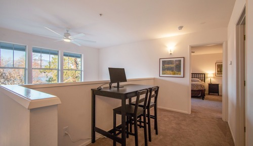 Condo, 2 Bedrooms