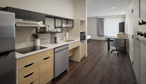 Suite, 1 King Bed, Accessible (Mobility & Hearing, Roll-in Shower)