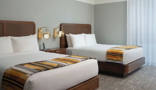 Premium Room, 2 Queen Beds, Tower (Mobility Accessible, Roll-in Shower)