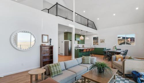 Seven-Bedroom House