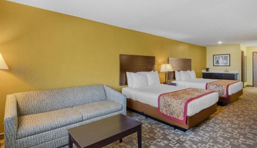 King Room with One King Bed and One Queen Bed - Non-Smoking