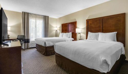 Queen Room with Two Queen Beds - Non-Smoking