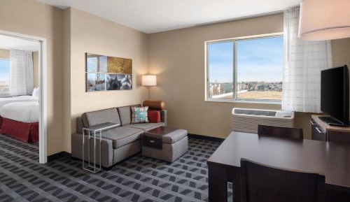 1 Bedroom Suite, 2 Queen, Sofa bed, City view