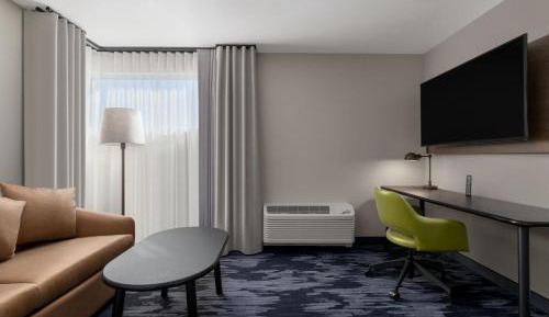 One-Bedroom Queen Suite with Two Queen Beds and Sofa Bed