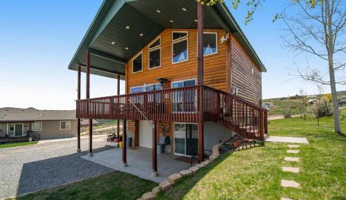 Three-Bedroom Vacation Home 