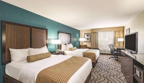 Deluxe Queen Room with Two Queen Beds