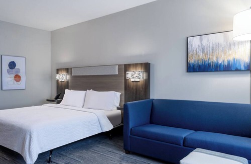 Meridian Hotel | Holiday Inn Express and Suites Meridian-Boise west by IHG