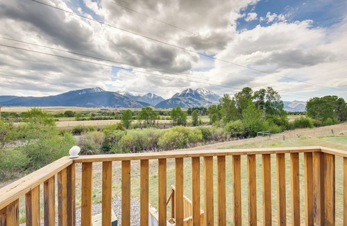 Emigrant Apartment | Montana Vacation Rental: 32 Mi to Yellowstone!