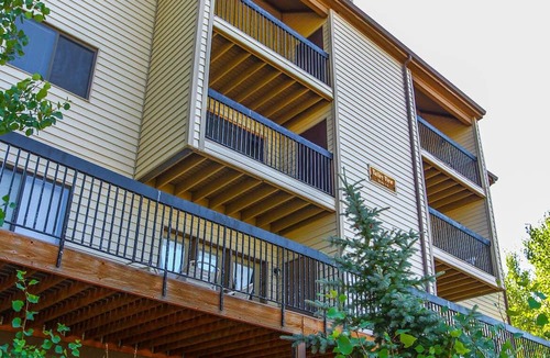 Powder Ridge Village Resort | Powder Ridge Village