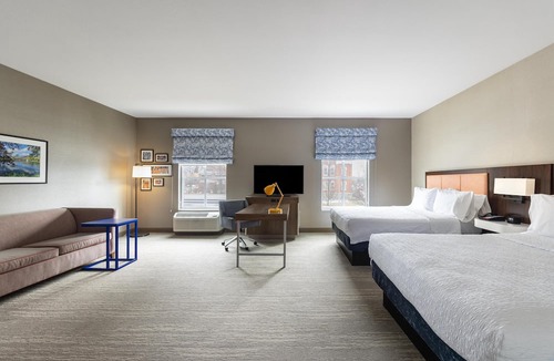 Logan Hotel | Hampton Inn & Suites Logan