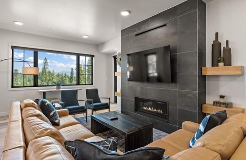 Tamarack Hotel | Tamarack Resort