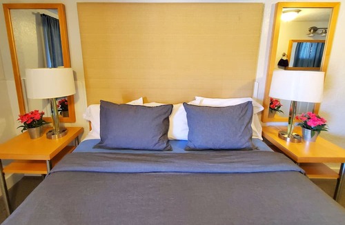 Pinedale Hotel | Gannett Peak Lodge