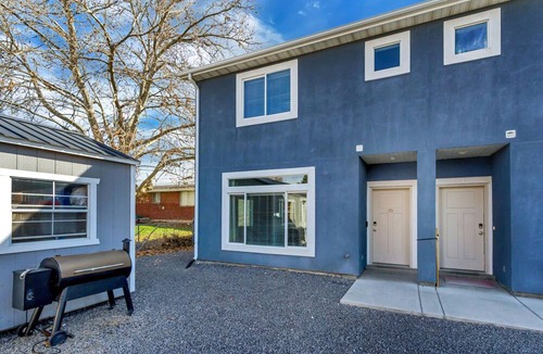 Layton House | Hill Field 2 and 3 by CDH Double Town Homes