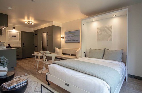 Elkhorn Village Condo | Angani Studio - Elkhorn Resort Amenities Included
