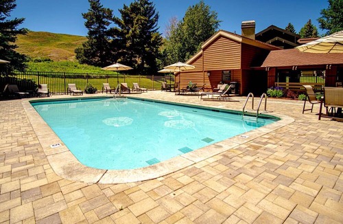 Elkhorn Village Condo | Sunburst - Golf Course Views + Free Resort Amenities