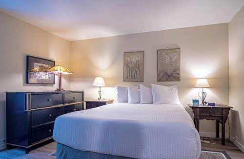 Ketchum Condo | Sv139 - Walk to Lifts & Town - Hot Tub & Pool