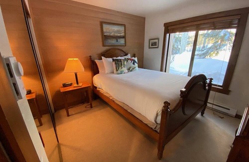 Sun Valley Condo | Snow Creek 1551 - Ski-in/ski-out + Pool & Hot Tub