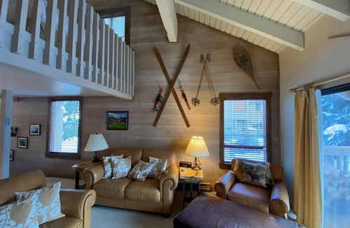Sun Valley Condo | Snow Creek 1551 - Ski-in/ski-out + Pool & Hot Tub