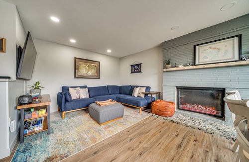 Alki Apartment | 2 Blocks to Beach Park: Cozy Seattle Townhome