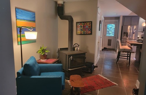 Bainbridge Island House | Secluded large family home on Beautiful Bainbridge Island, town and trails close