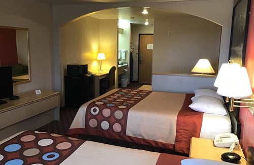 Heyburn Hotel | Super 8 by Wyndham Heyburn/Burley Area
