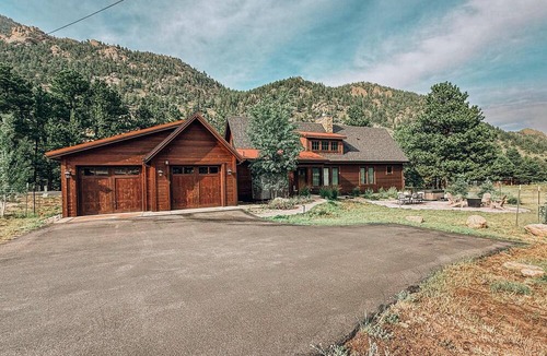 Estes Park House | Arrowhead West -Luxury 3BR w/A/C Mountain Retreat