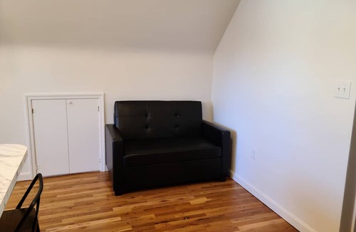 Pocatello Apartment | Newly remodeled top level 2 bedroom 1.5 bathroom entire apartment