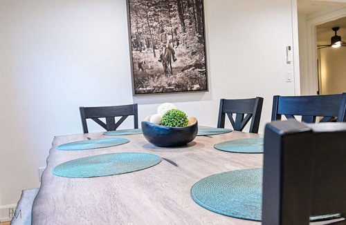Lava Hot Springs Apartment | Lava Hot Springs Theme- Suites of Lava- Unit 2