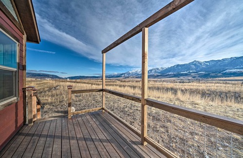 Livingston Cabin | Couples Retreat 1-Hour Drive from Yellowstone NP!
