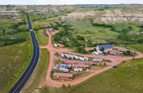 Medora Cabin | Boots Badlands Cabin Medora ND 2 BR 1 B Sleeps 6