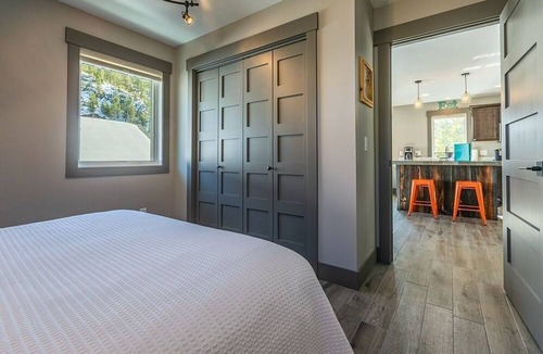 Helena House | The Nest on Main - Walking distance to downtown Helena!