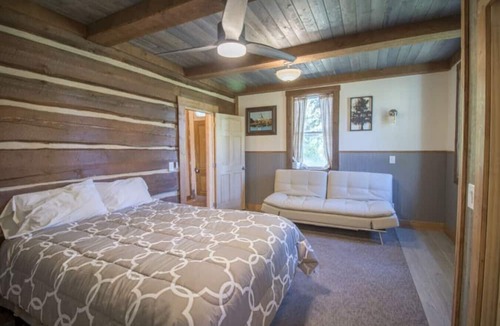 Bloomington House | Huge Home near Bear Lake with Hot Tub - Sleeps 24