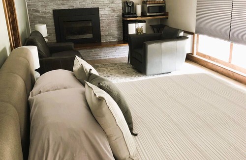 Helena House | Cozy spacious king bed suite, In the heart of Historic Helena, Montana!