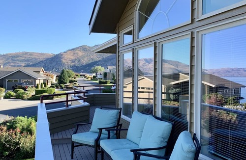 Wapato Point House | Shore View Home Retreat
