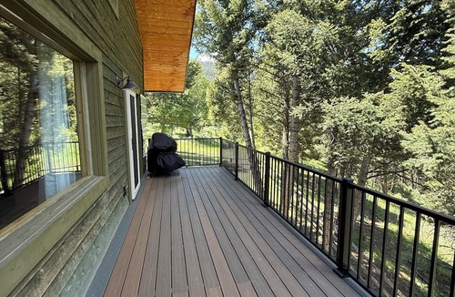 Emigrant House | 3 Mile Ranch…enjoy the pristine views that Montana has to offer!