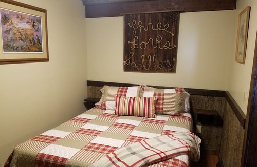 Three Forks Apartment | Three Forks Saddlery's "Cowboy Cabin"