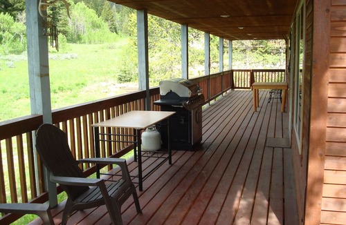 Island Park House | Mountain Views! - Near Yellowstone! - 7bdrm/4bath Home - Smart TV