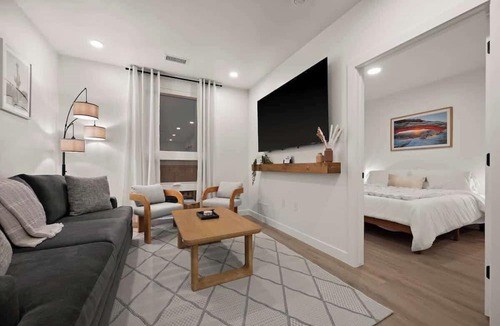 People's Freeway Apartment | Downtown Salt Lake City Luxury Retreat - Pool, Sauna, and Parking